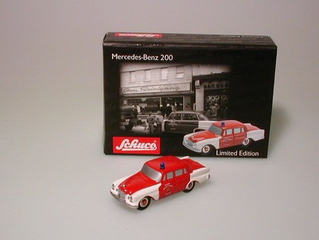 Mercedes-Benz 200 "Feuerwehr Schorndorf"